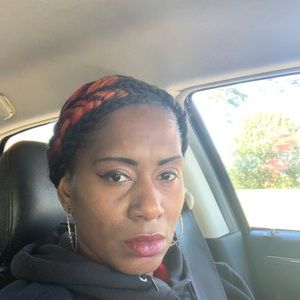 Meet your Posher, Sabrina